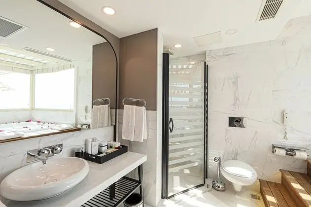Sky Suite
