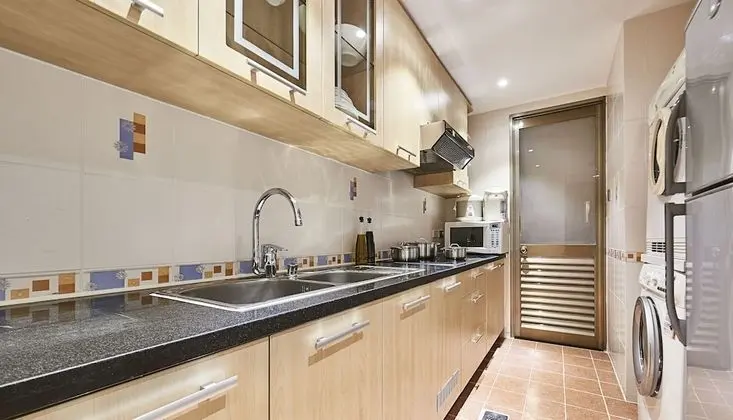 2 Bedroom Premier with Balcony