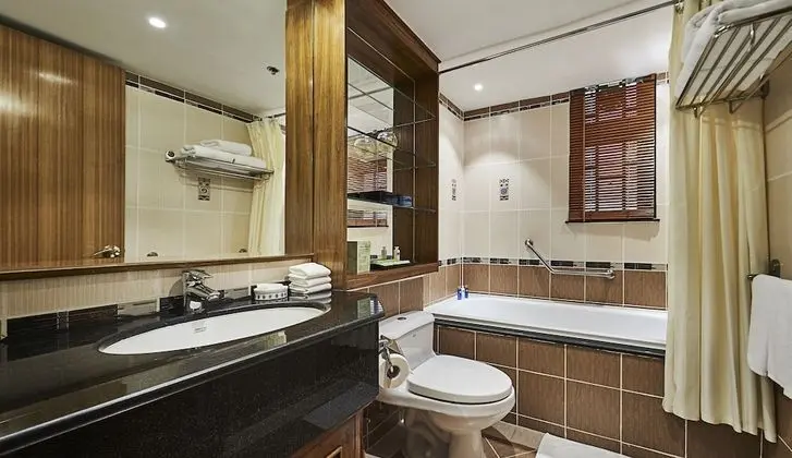 2 Bedroom Premier with Balcony