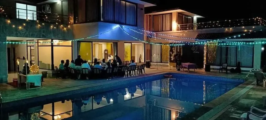 Premium Villa