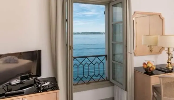 Deluxe Büyük Yataklı Tek Kişilik Oda