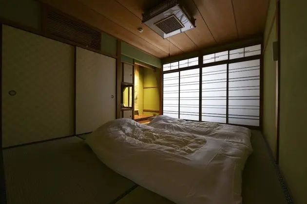 Traditional Ev (Whole Rent Town House)