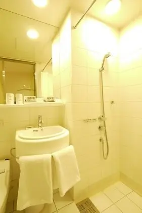 Tek Kişilik Oda, Sigara İçilebilir, Ek Bina