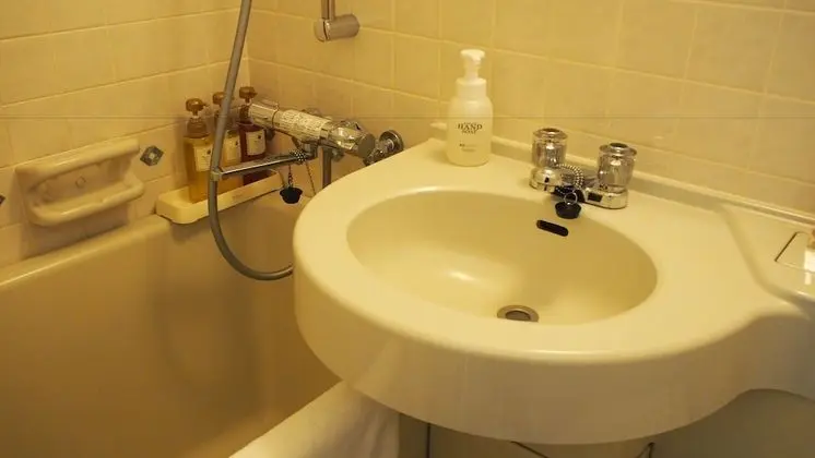 Oda, Sigara İçilmez (Adjacent Rooms, 2 Single Rooms)