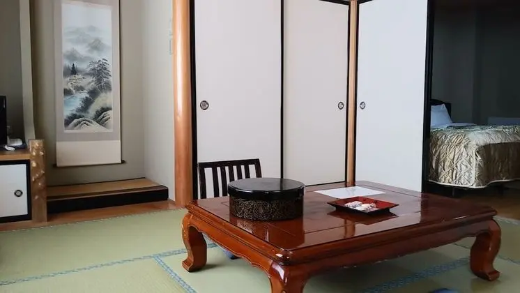 Traditional Oda (Japanese Western Style)