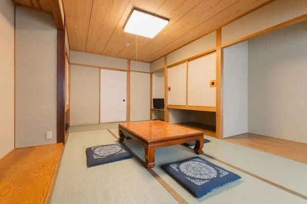 Traditional Oda