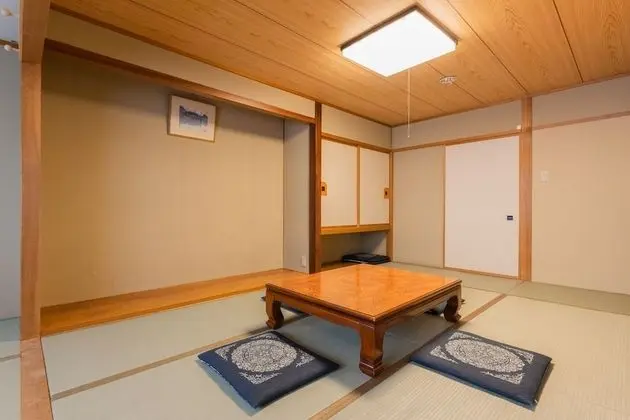 Traditional Oda