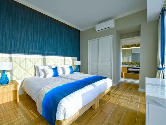 Premier Süit, Sigara İçilmez (Mirage Floor)