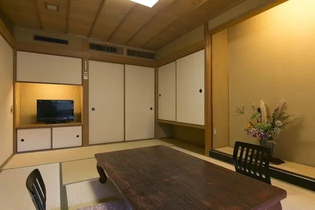 Traditional Oda, Sigara İçilmez (Japanese Style, 5 People)