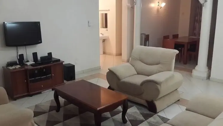 Family Apart Daire, 3 Yatak Odası, Sigara İçilmez, Havuz Manzaralı