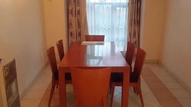 Family Apart Daire, 3 Yatak Odası, Sigara İçilmez, Havuz Manzaralı