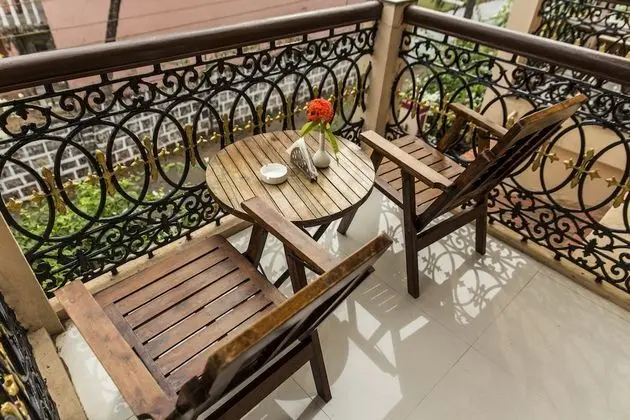 Deluxe Tek Büyük Yataklı Oda, 1 En Büyük (King) Boy Yatak, Sigara İçilmez, Bahçe Manzaralı