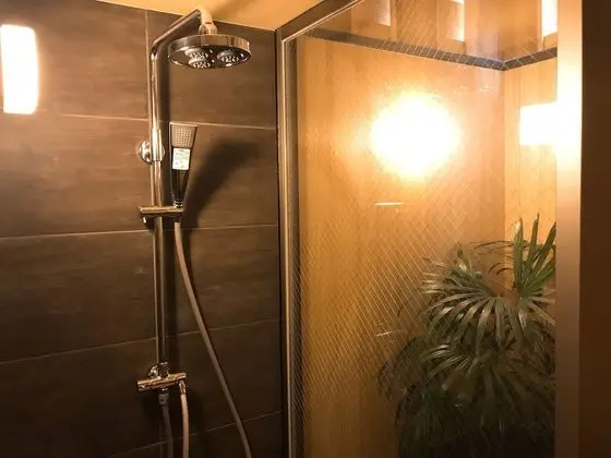 Deluxe Üç Kişilik Oda, 1 Yatak Odası