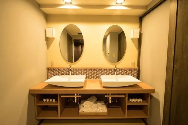 Deluxe Dört Kişilik Oda (Gion)