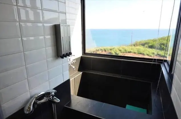 Tek Büyük Yataklı Oda, Balkon, Okyanus Manzaralı (2A)