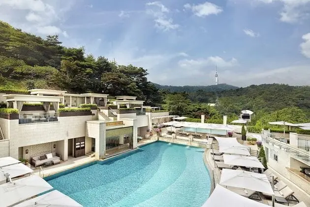 Executive Business Deluxe Twin (The Executive Lounge Access) (Outdoor Swimming Pool)