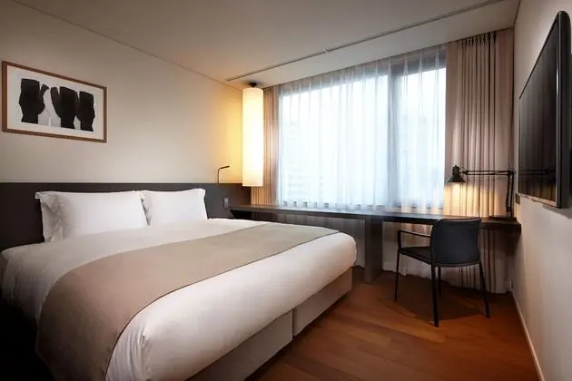 Hollywood Double Room