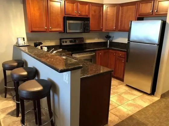 Executive Suite 1 King with Kitchen