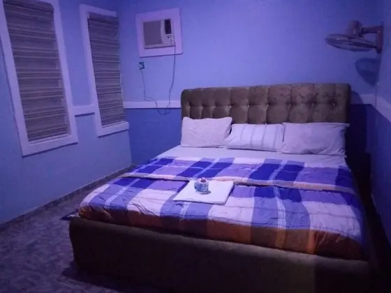 Tek Büyük Yataklı Oda