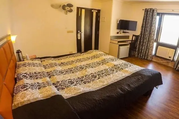 Premium Tek Büyük Yataklı Oda, Vadi Manzaralı