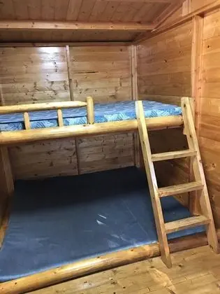 Kır Evi (Log house, Sleeping bags for 5 Pax)