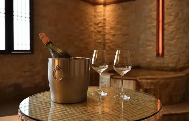 Deluxe Oda, Sigara İçilmez, Nehir Manzaralı (TAKE,Deluxe Room with private bathrom)