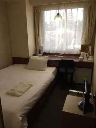 Tek Kişilik Oda, Sigara İçilebilir