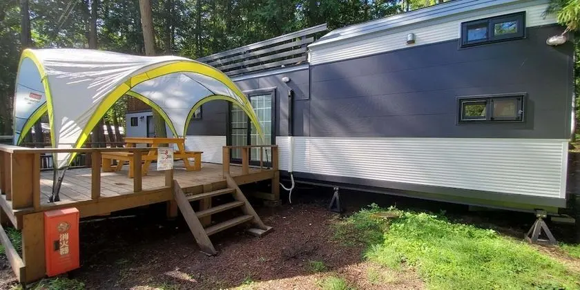 Karavan, Sigara İçilmez (Journey, Up to 4 People)