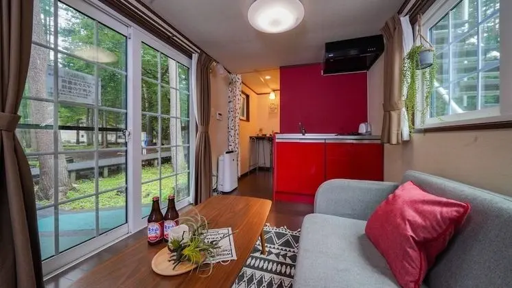 Karavan, Sigara İçilmez (Journey, Up to 4 People)