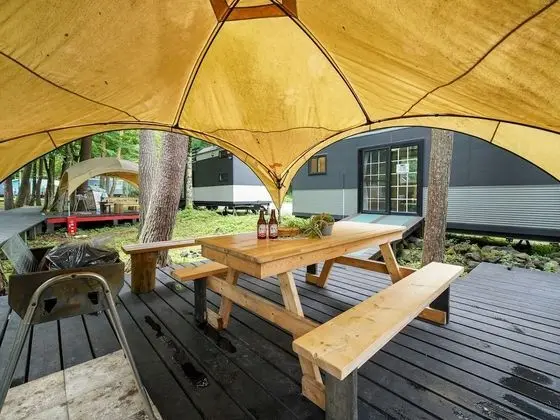 Karavan, Sigara İçilmez (Journey, Up to 4 People)