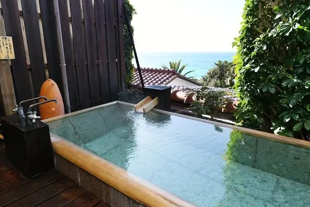 Traditional Oda, Sigara İçilmez, Plaj Manzaralı (Open Air Bath, Japanese style)