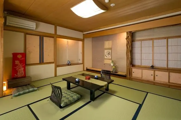 Traditional Oda (Main Building, Japanese Style for 4)