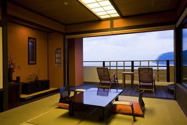 Traditional Oda, Sıcak Su Havuzu, Okyanus Manzaralı (Executive, Japanese Style)