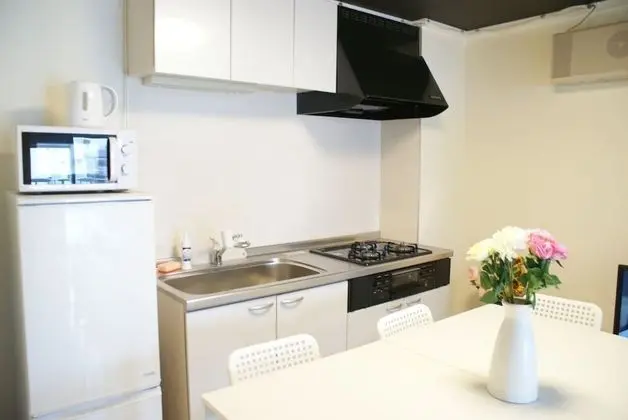 Basic Apart Daire, Sigara İçilmez (SHIN-OSAKA GRAND-H 302)