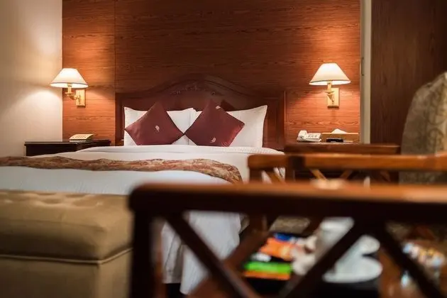 Deluxe Tek Büyük Yataklı Oda