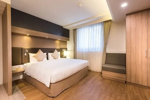 Deluxe Tek Büyük Yataklı Oda