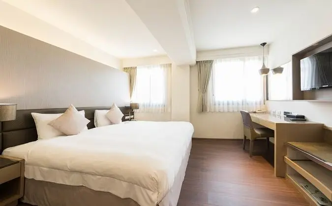 Deluxe Tek Büyük Yataklı Oda
