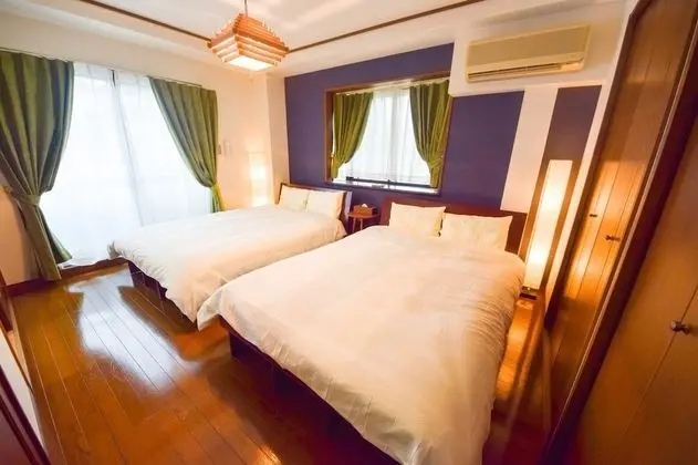 Traditional Ev (Private Vacation Home)