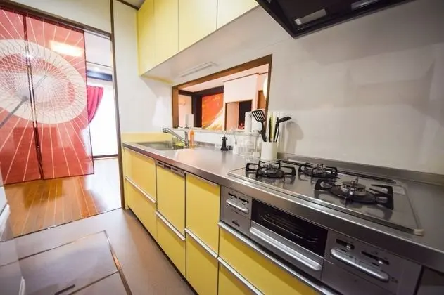 Traditional Ev (Private Vacation Home)