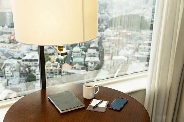 Premier Tek Büyük Yataklı Oda, Sigara İçilmez (High Floor, Main Tower)
