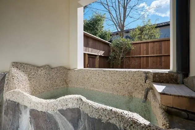 Traditional Oda, Sigara İçilmez, Ek Bina (with Living and Private Open-air Bath)