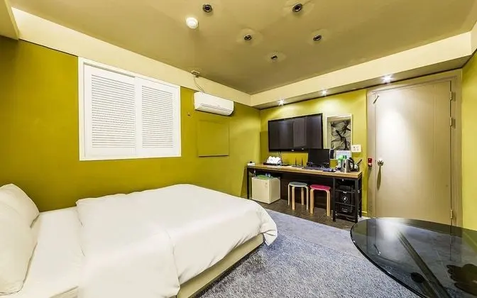 Oda (Special Room)