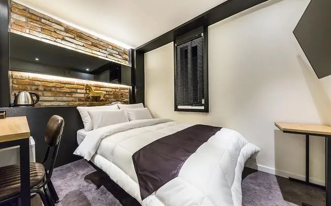 Oda (Comfortable room (Netflix available))