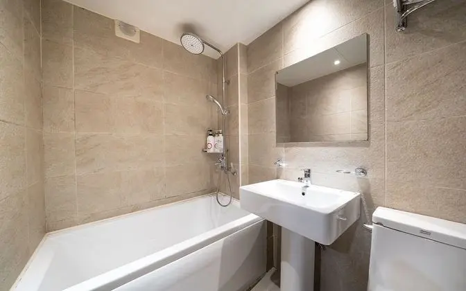 Oda (Semi-suite room)