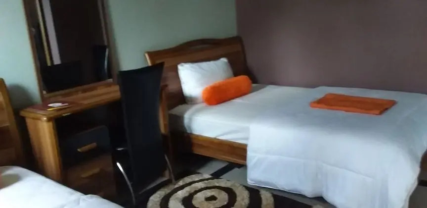 İki Ayrı Yataklı Oda