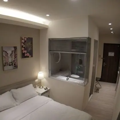 Comfort Tek Büyük Yataklı Oda