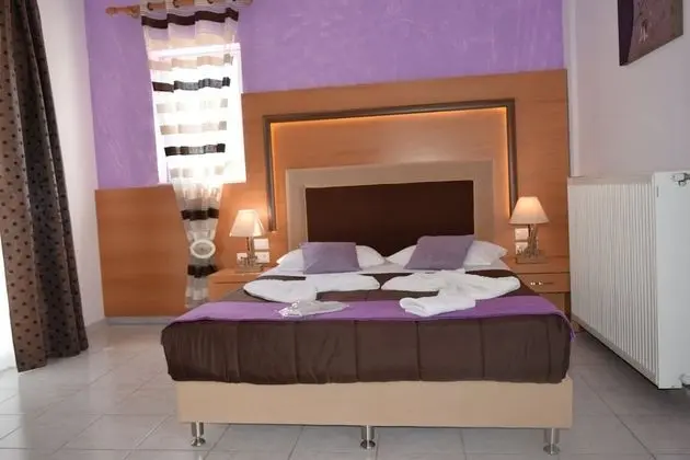 Stüdyo, Bahçe Manzaralı