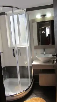 Stüdyo, Bahçe Manzaralı