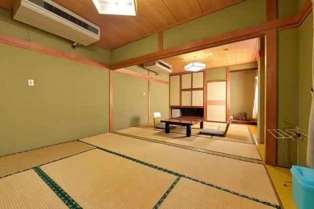 Traditional Oda (Japanese Style, 6 People, 2nd Floor)