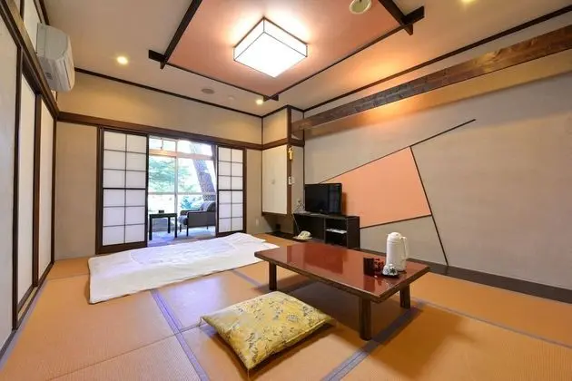 Traditional Oda, Zemin Kat (Japanese Style, 3 People)